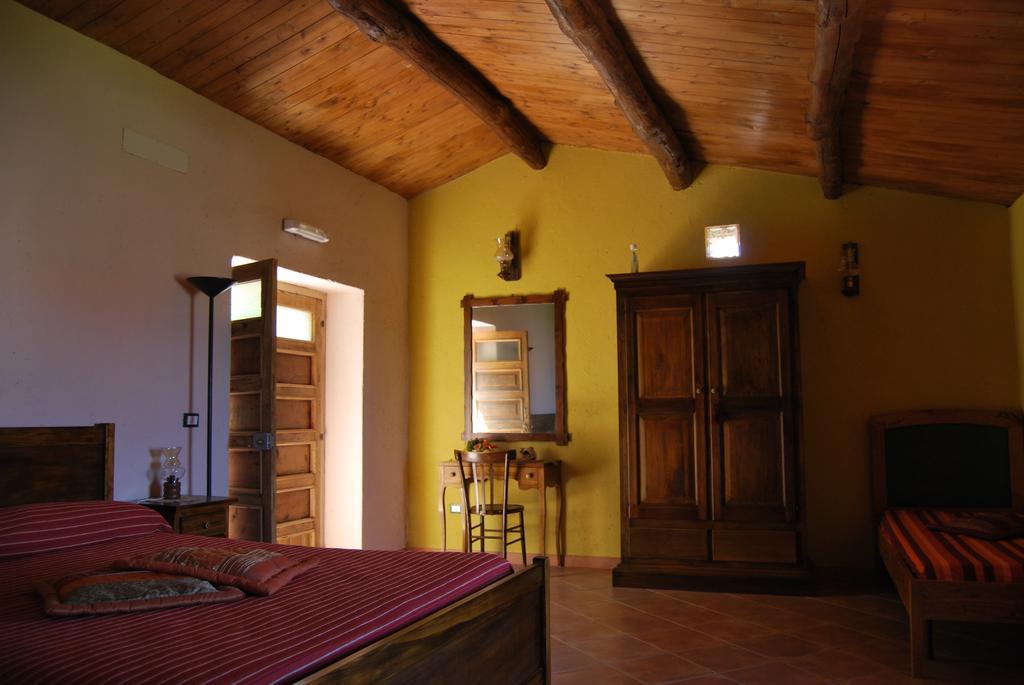 Al Melograno B&B Belmonte Calabro Habitación foto